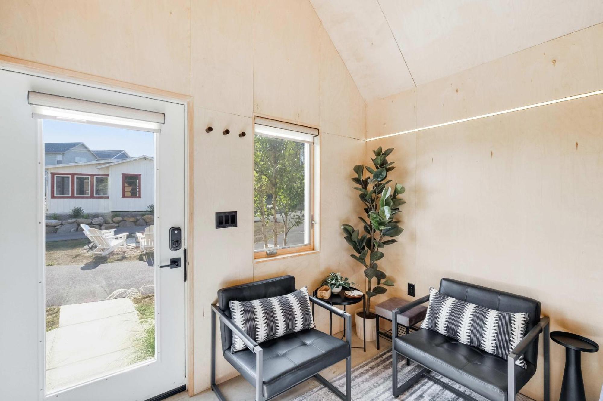 Bunkies- The Hold Villa ออตตาวา ภายนอก รูปภาพ